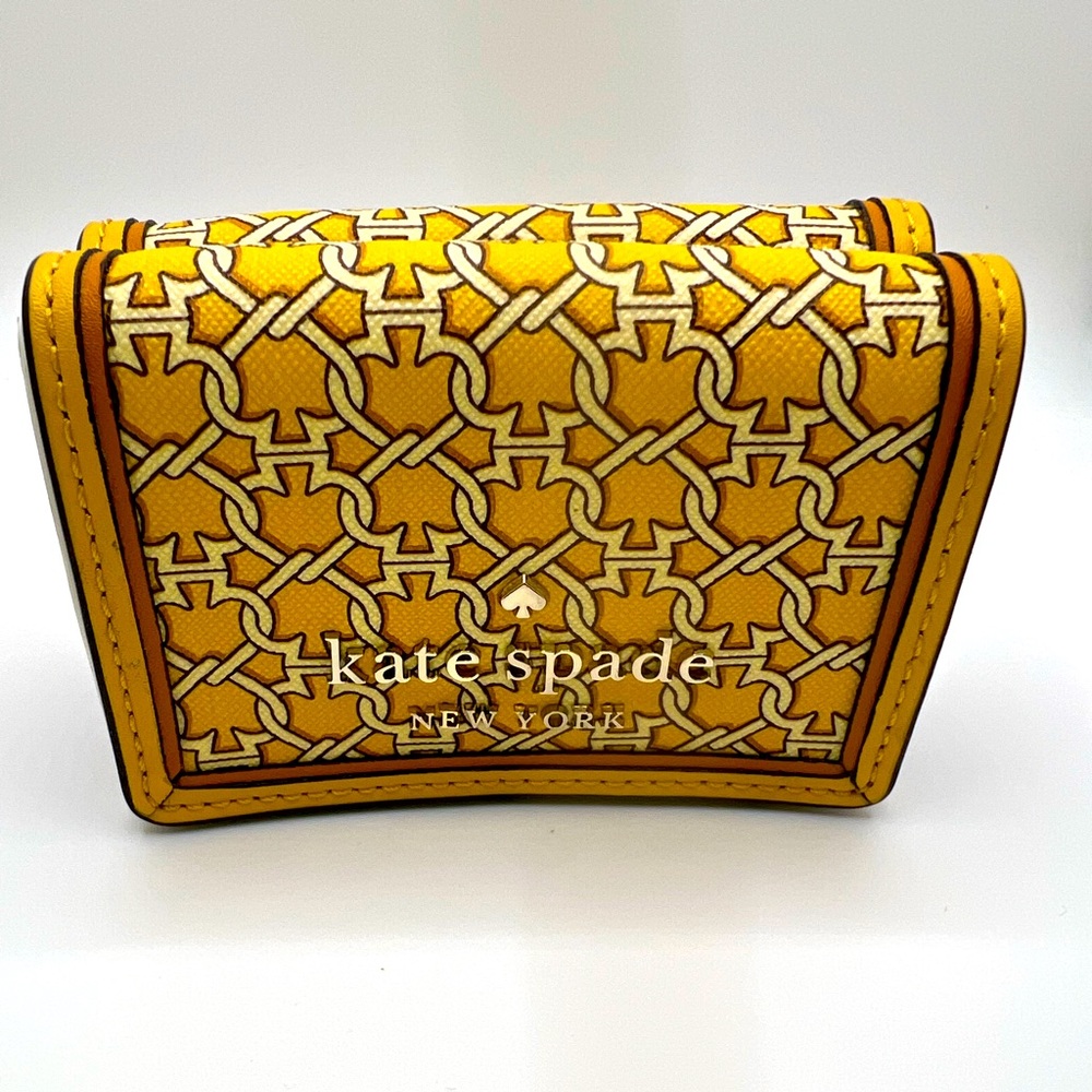Kate Spade NWOT link Trifold wallet
